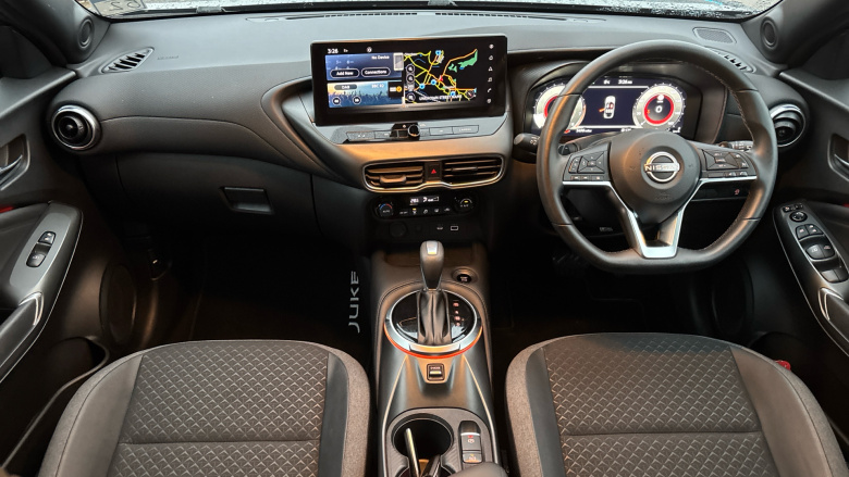 Nissan Juke 1.0 DiG-T N-Connecta 5dr DCT Petrol Hatchback